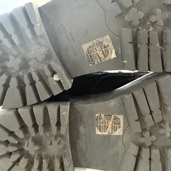 Kurt Geiger colored jewel Bobby suede boots - Picture 8 of 9